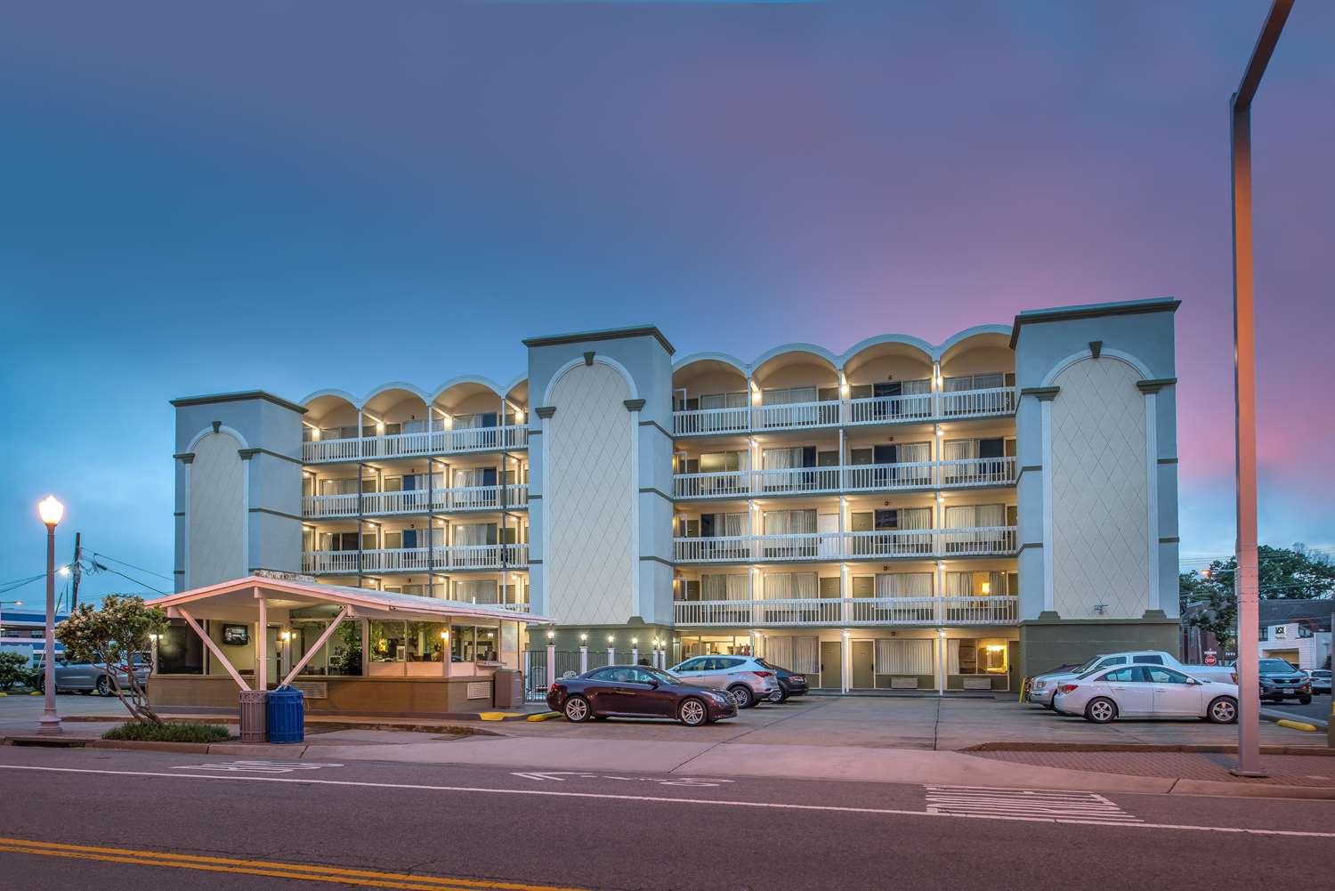 Surestay Hotel By Best Western Virginia Beach Royal Clipper Exterior photo